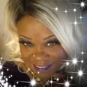 Meet your Posher, Rosa